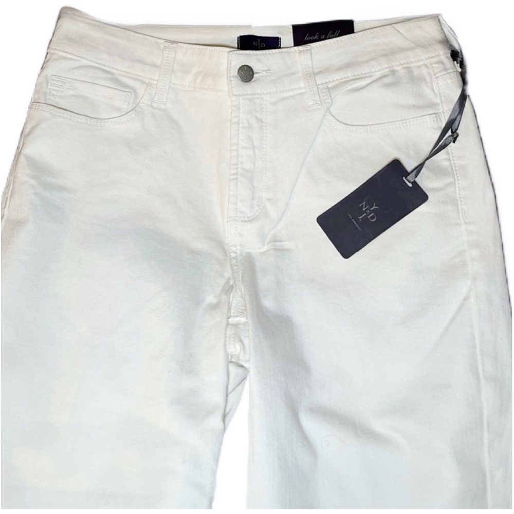 NWT NYDJ White Crop Capri Midrise Jeans Crystal Buttons Lift Tuck Size 8 or 10